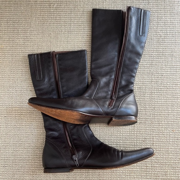 Deluxe by Allison Burns Beatle Boots - Picture 1 of 3